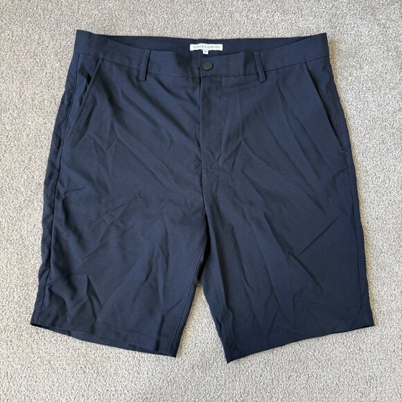 Vince Camuto Men's Performance Shorts in Black and Navy Blue Size 34 - Picture 1 of 5